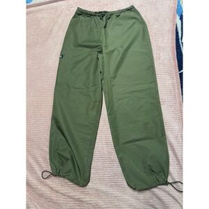 ASOS Weekend Collective Olive Green Cargo Parachute Pants Womens US 6 121524489